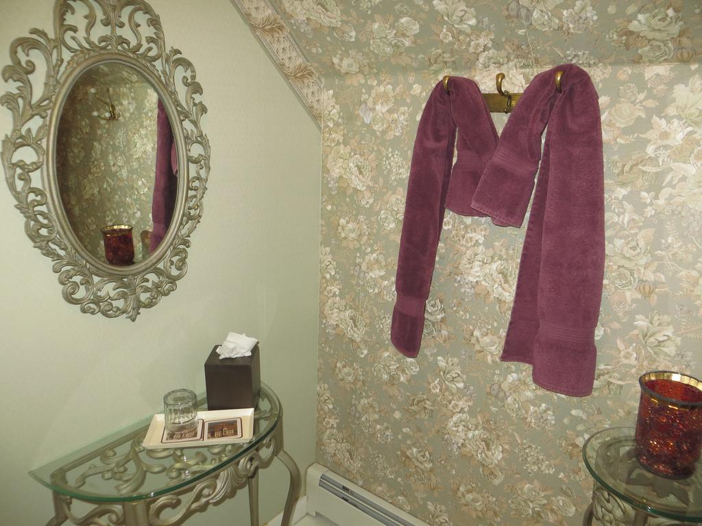 Edith Palmer'S Country Inn, Historical Bed & Breakfast バージニアシティ エクステリア 写真