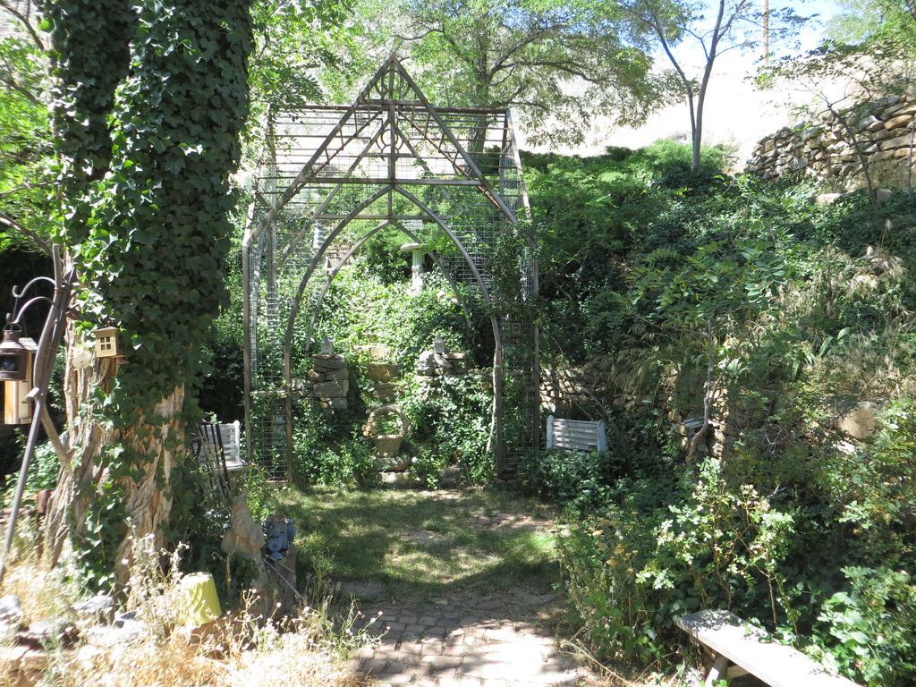 Edith Palmer'S Country Inn, Historical Bed & Breakfast バージニアシティ エクステリア 写真